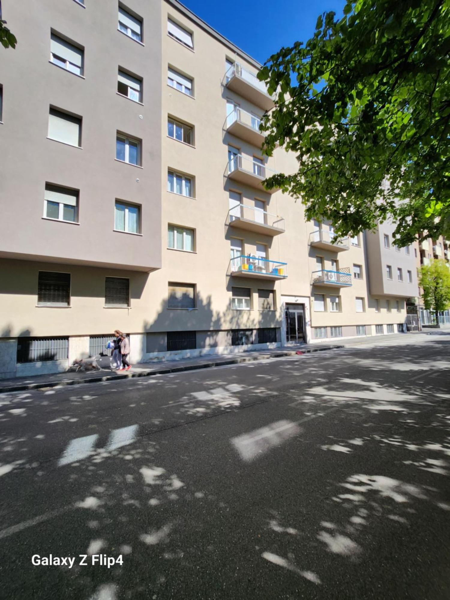 Hb Bonomelli 15 Hotel Bergamo Luaran gambar